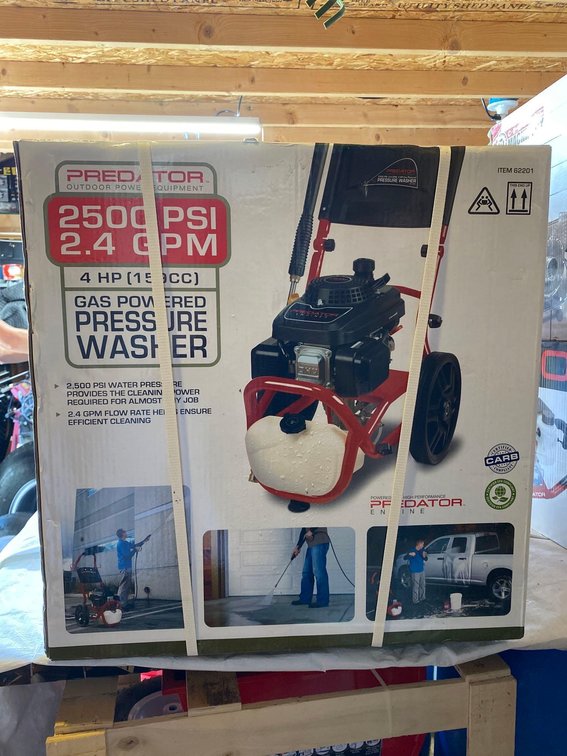 PREDATOR 2500 PSI PRESSURE WASHER