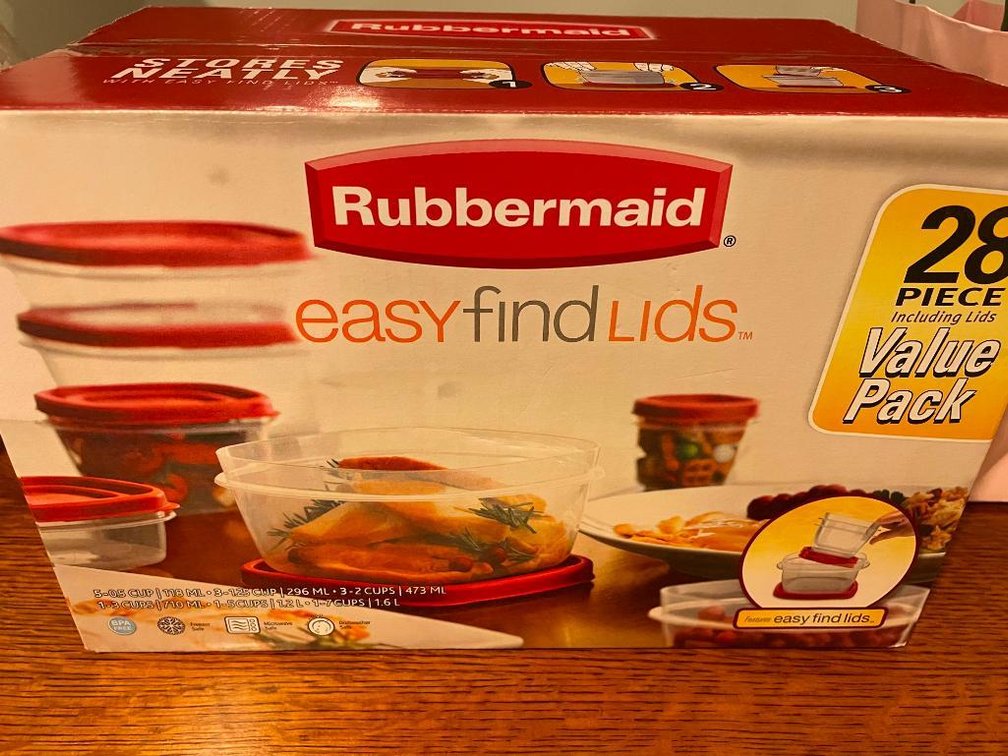 Rubbermaid Tubberware Set