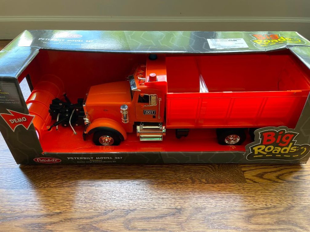 Big Roads Peterbilt Model 367 Snowplow - Donated By Mt. Airy Tractor Co., Inc. Toyland