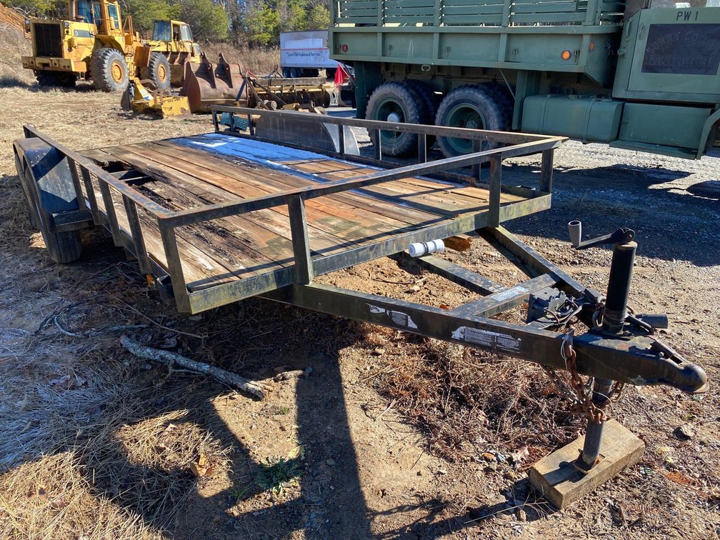 16' DUAL AXLE TRAILER