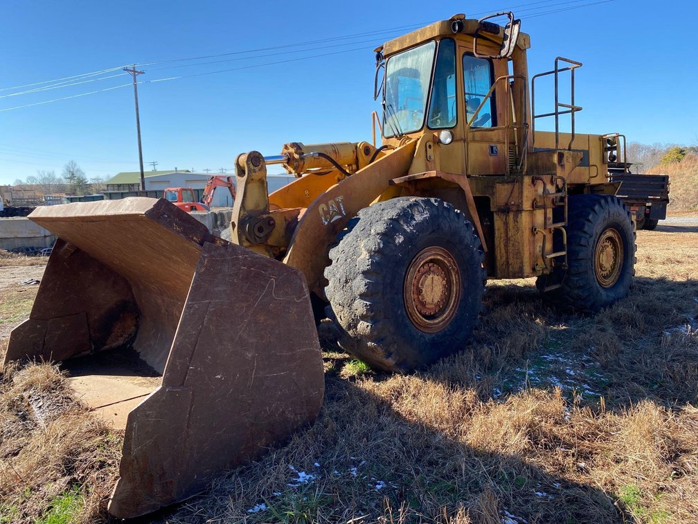 CAT 966 RUBBER TIRE LOADER-MODEL 1247-(VERY USED)