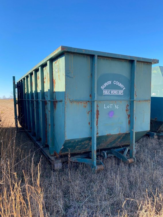 40 YD OPEN TOP COMPACTOR CAN-(RUSTED OUT)
