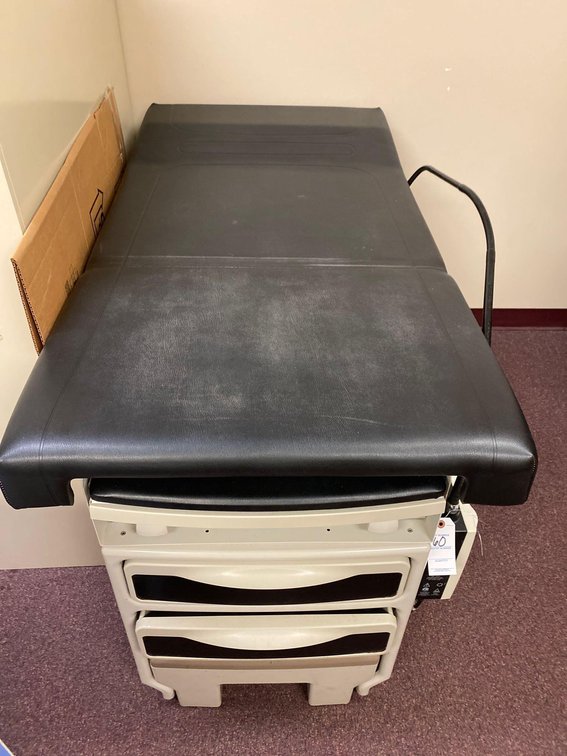 BLACK RITTER 222 EXAM BED