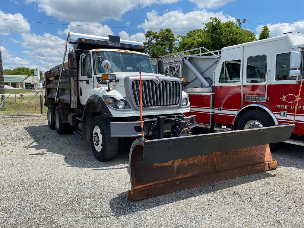 2009 INTERNATIONAL DUMP TRUCK 7600