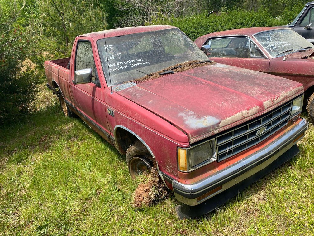 1985 CHEVY S10-2.8L V6-VIN#1GCBS14B6F2198827    -MILEAGE UNKNOWN-CONDITION UNKNOWN-HAS TITLE