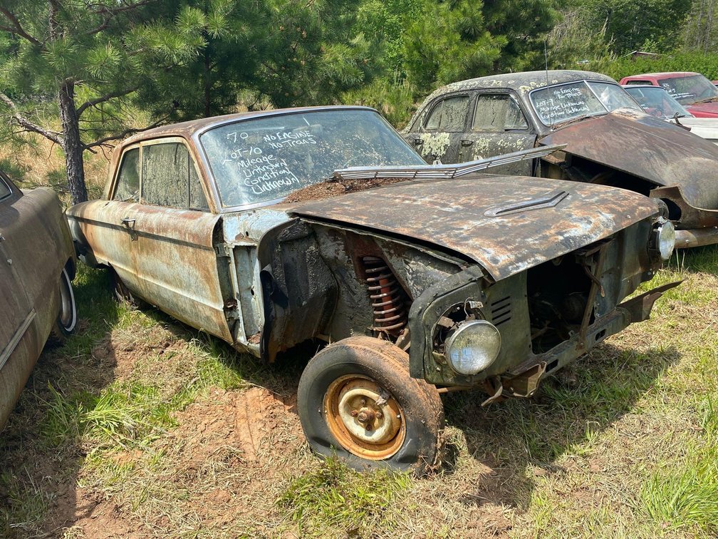 1963 FORD FALCON-VIN#3A01S143710-NO TRANSMISSION-NO ENGINE-MILEAGE UNKNOWN-CONDITION UNKNOWN-HAS TITLE