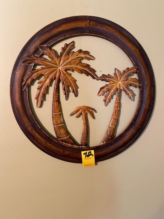 4 PICTURES: PALMTREES-JESUS-MISC
