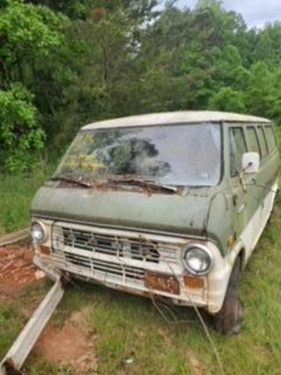 1973 VAN-MILEAGE UNKNOWN-CONDITION UNKNOWN-NO TITLE