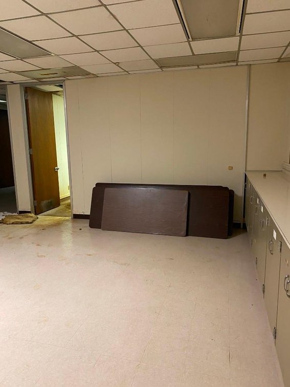 Image for Real Estate Auction - Industrial Office Building in High Point, NC