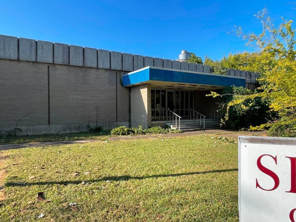 Image for Real Estate Auction - Industrial Office Building in High Point, NC