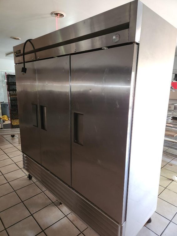 Image for Restaurant Equipment of Former Cook's Barbeque