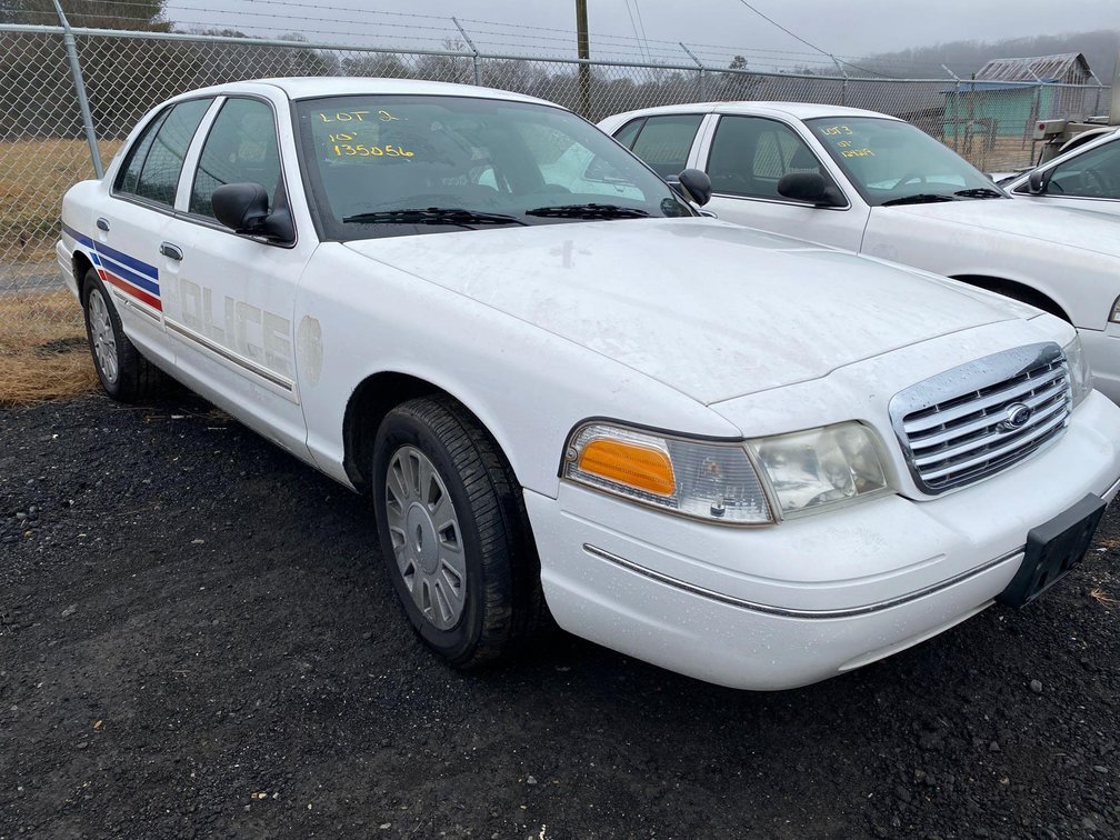 2010 FORD CROWN VICTORIA