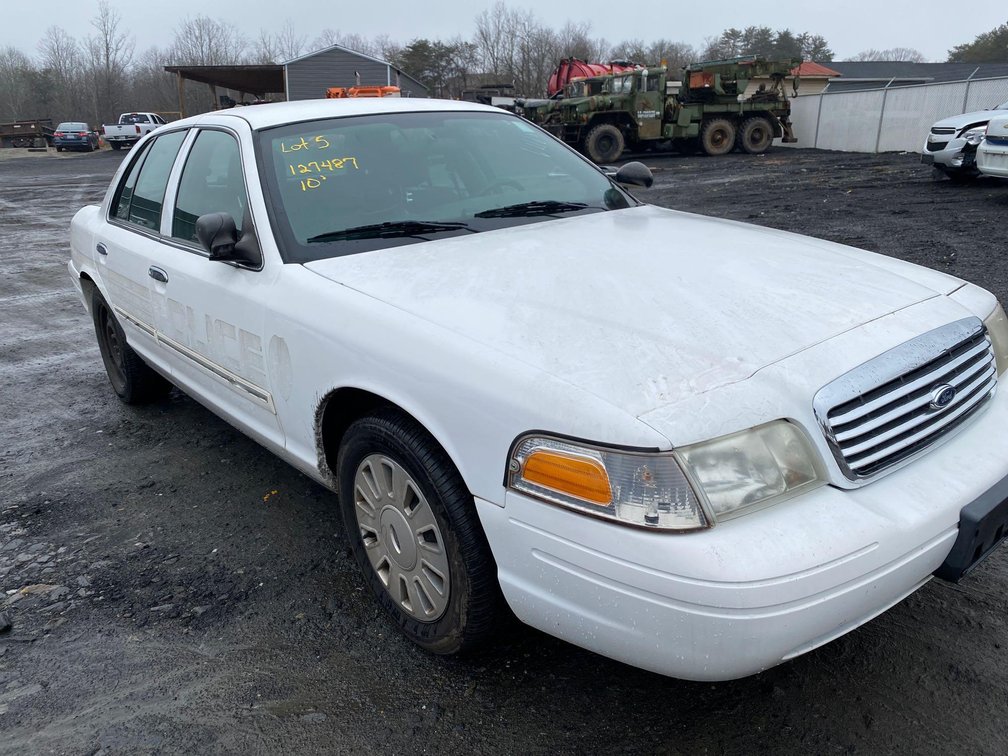 2010 FORD CROWN VICTORIA