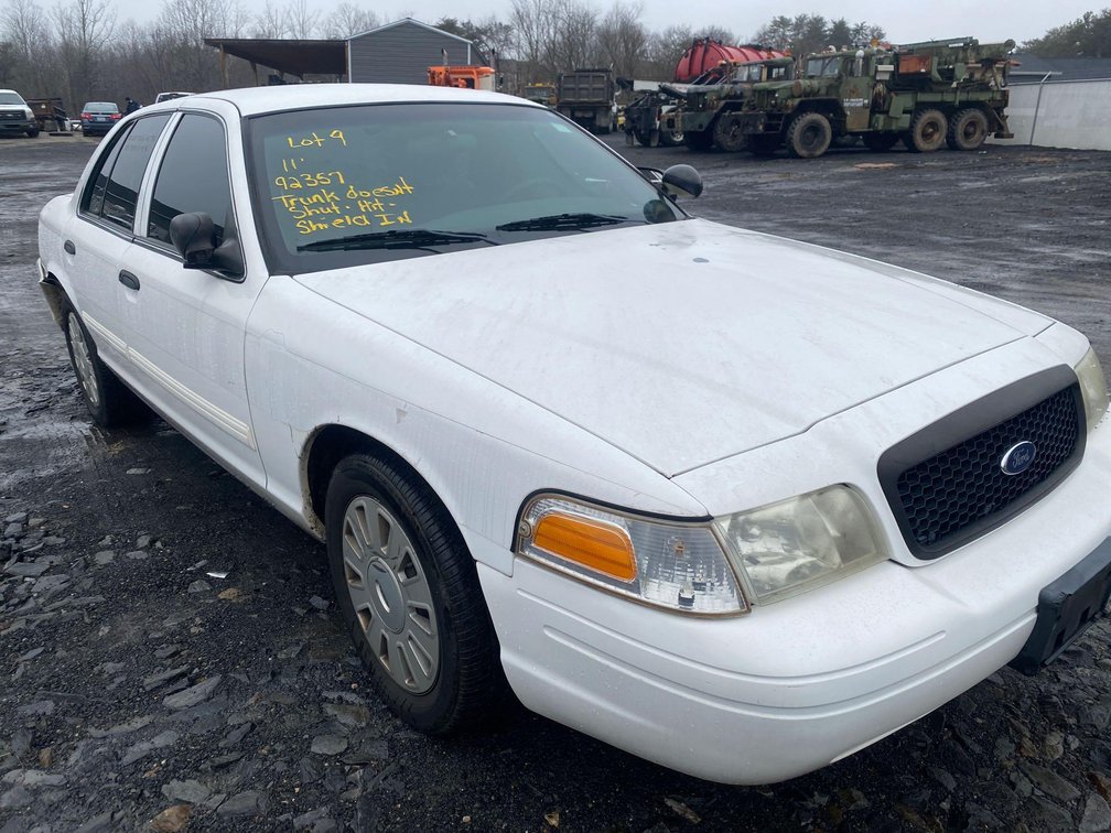 2011 FORD CROWN VICTORIA