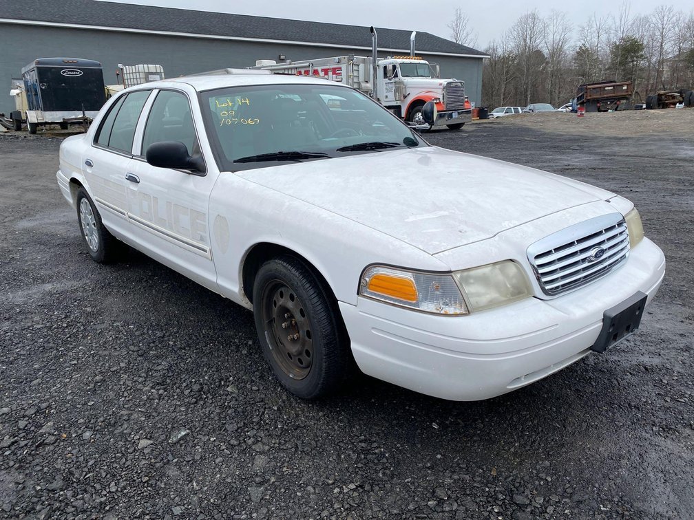 2009 FORD CROWN VICTORIA