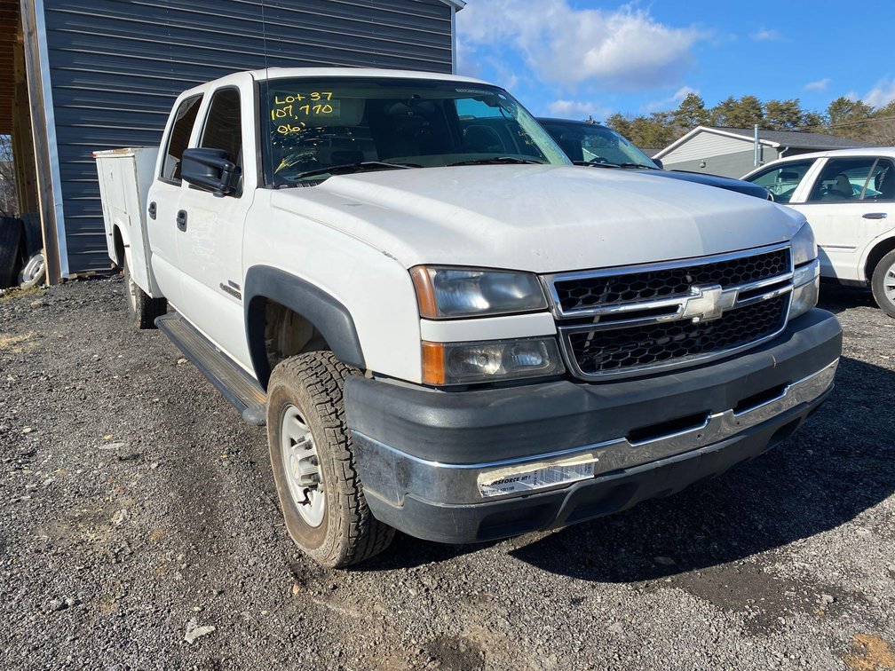 2006 CHEVROLET 2500 PICKUP 4DR