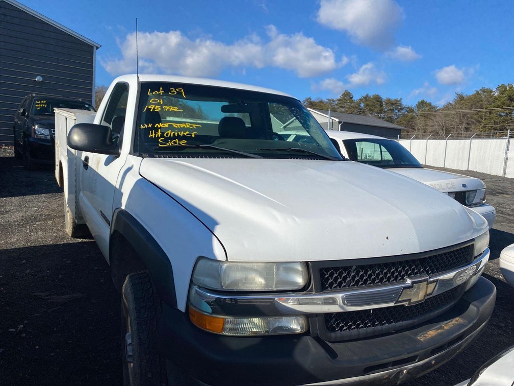 2001 CHEVROLET 2500 UTILITY TRUCK