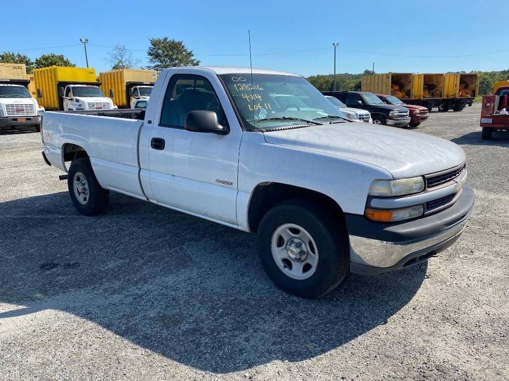 2000 CHEVROLET CHEV 1500 4X4