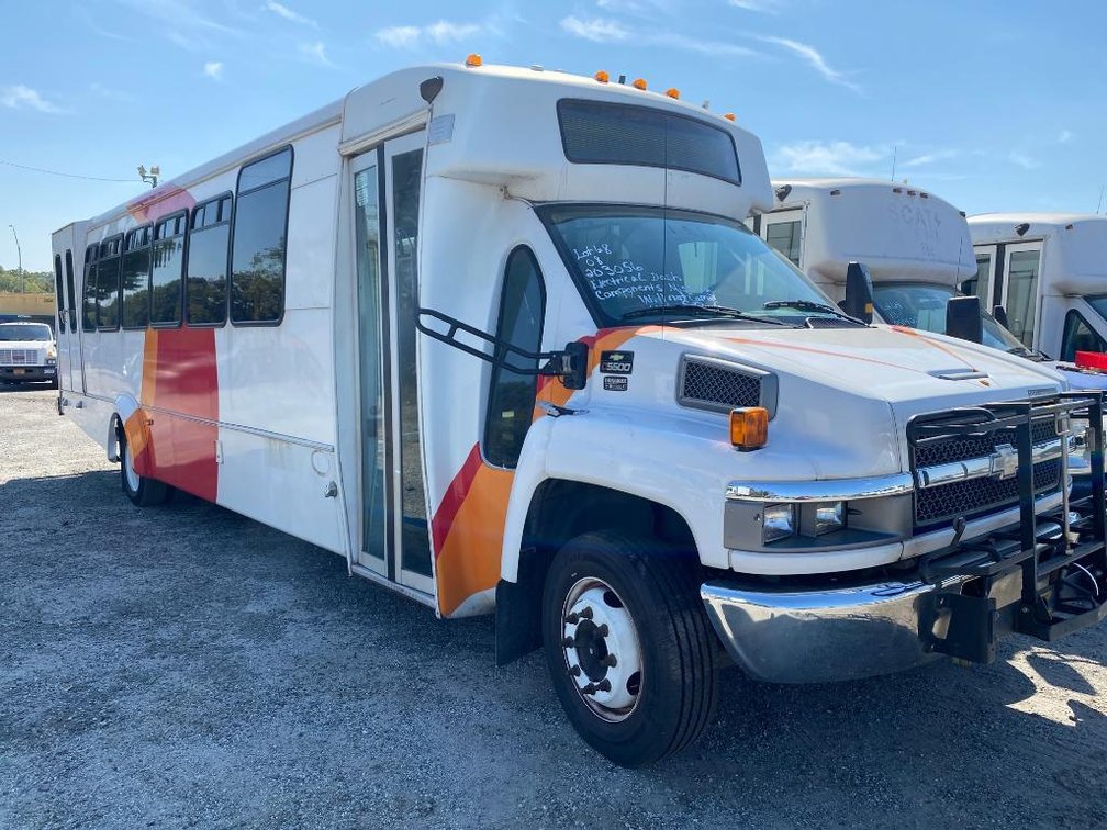 2008 GOSHEN 35' COACH BUS
