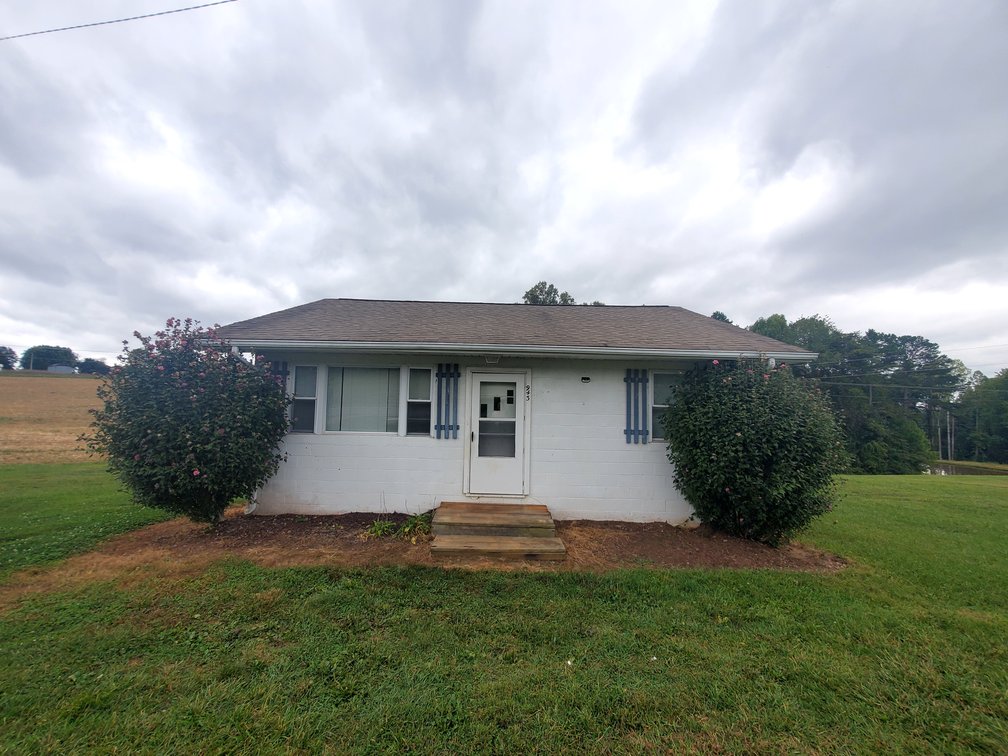 Image for Home For Sale in Mount Airy - 943 Haystack Road