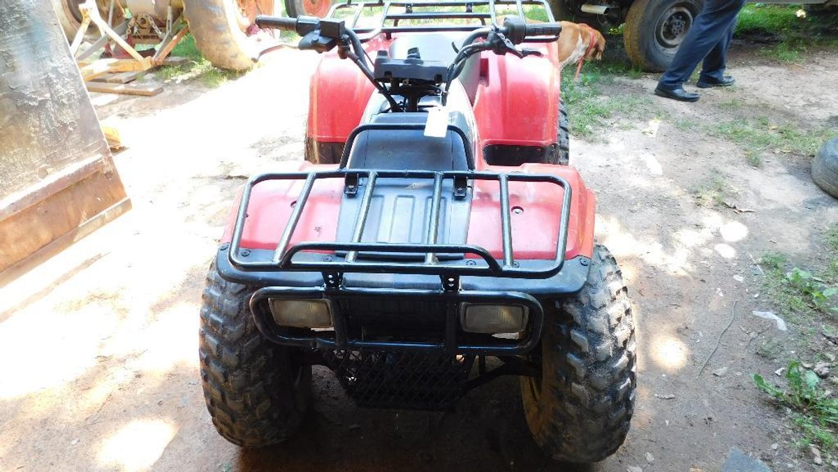 Kawasaki 300 4x4 four wheeler (model KLC 300C)