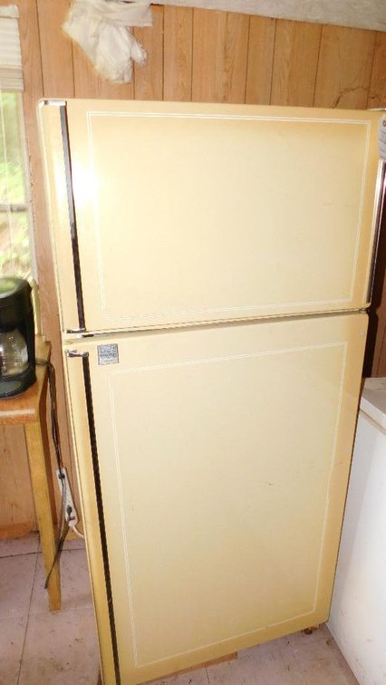 Frigidaire refrigerator