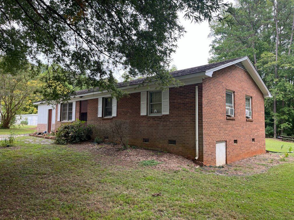 Image for Real Estate Auction: Brick Home with Detached Garage & 0.97± Acres in Pilot Mountain, NC
