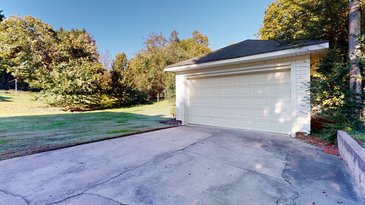 Image for Estate of Susan Alford Allen - Remodeled 5-Bedroom Home Near Downtown Mount Airy
