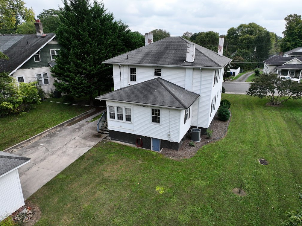 Image for Estate of Susan Alford Allen - Remodeled 5-Bedroom Home Near Downtown Mount Airy
