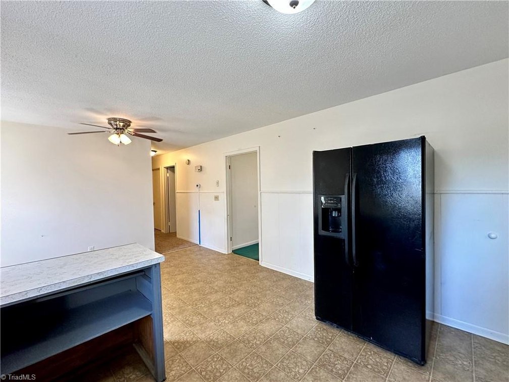 Image for Home For Sale in Pinnacle - 1210 Osborne Joyce Road