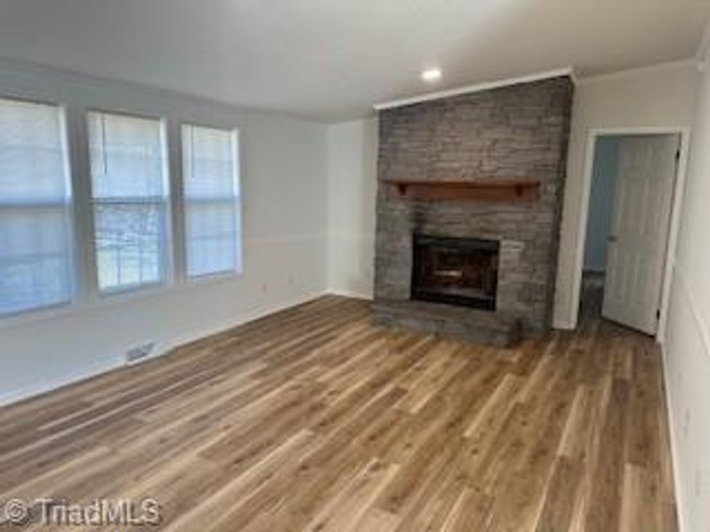 Image for Home For Sale in Pinnacle - 1125 Fox Hills Road