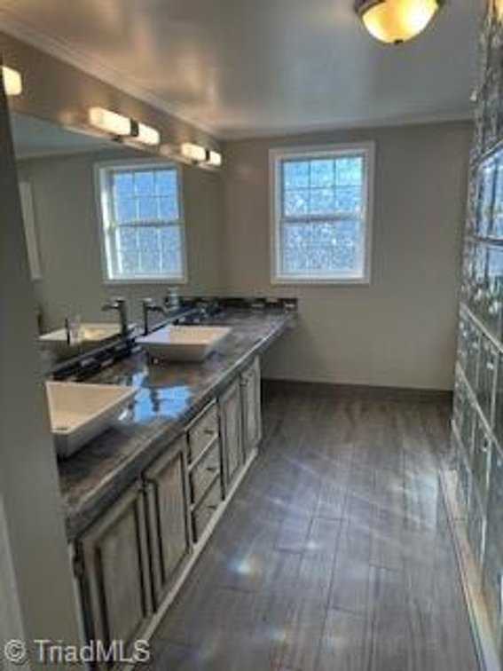 Image for Home For Sale in Pinnacle - 1125 Fox Hills Road
