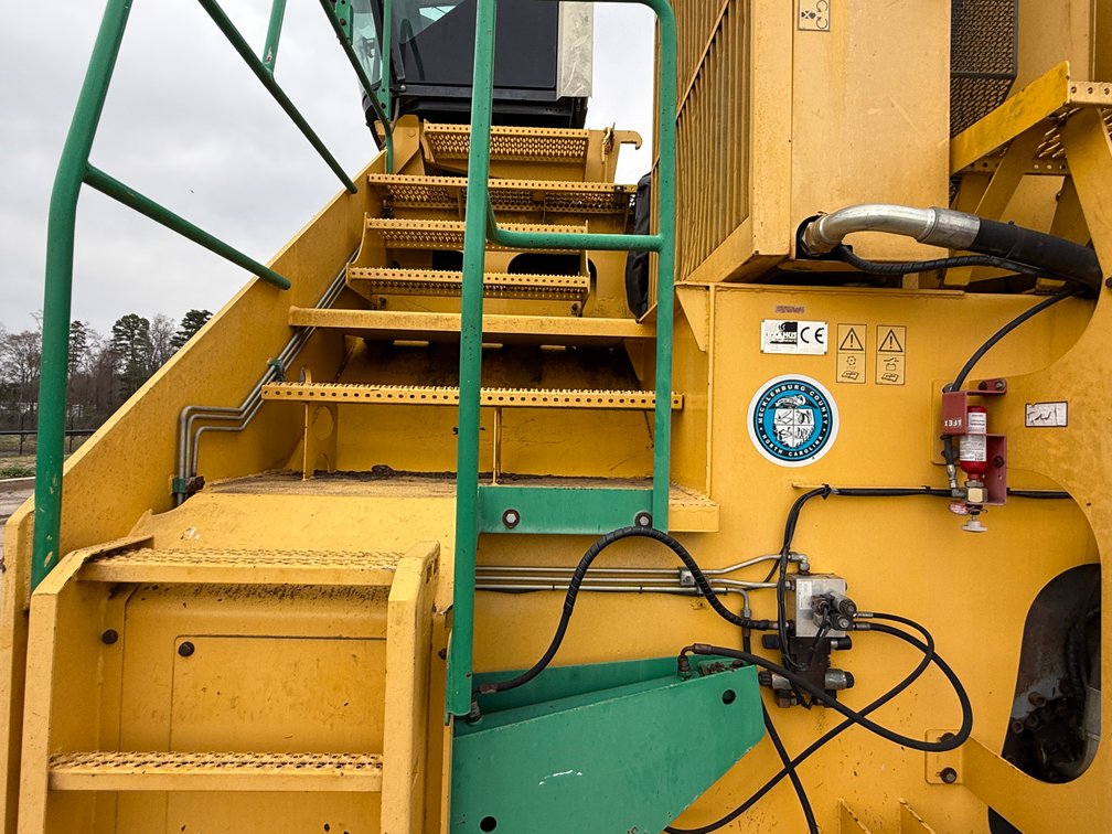 Image for 2008 Backhus 6.65 Compost Windrow Turner – Online Auction
