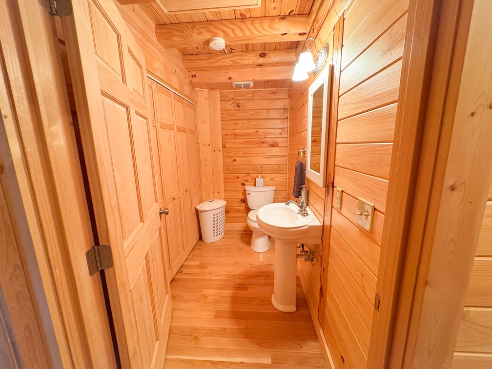 Image for Cabin For Sale in Fancy Gap Virginia - 154 Windemere Way