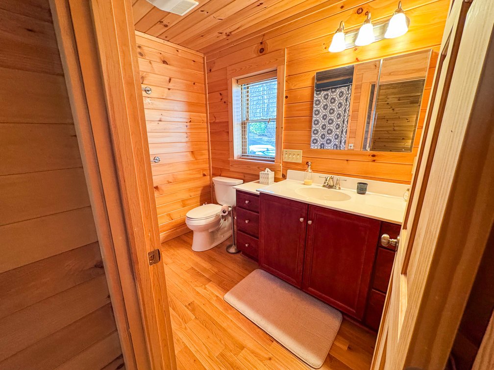 Image for Cabin For Sale in Fancy Gap Virginia - 154 Windemere Way