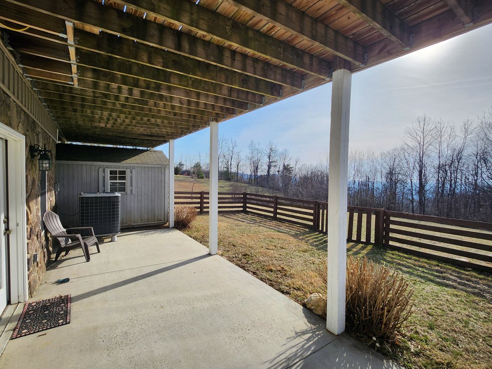 Image for Home For Sale in Fancy Gap, VA - 48 Chateau Lane