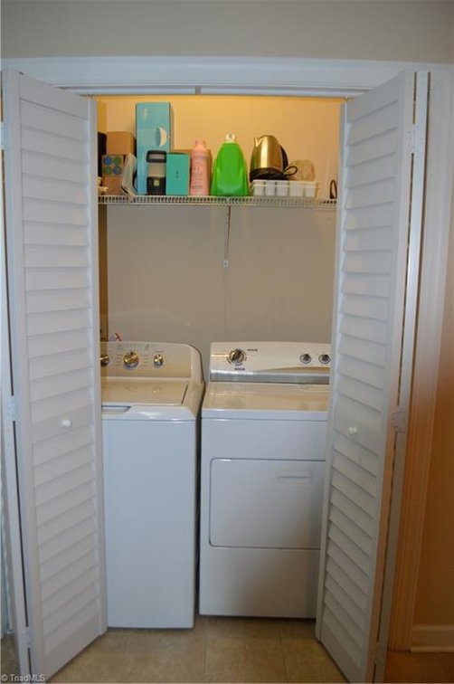 Image for Home For Sale in Winston-Salem - 1676 Preston Woods Drive