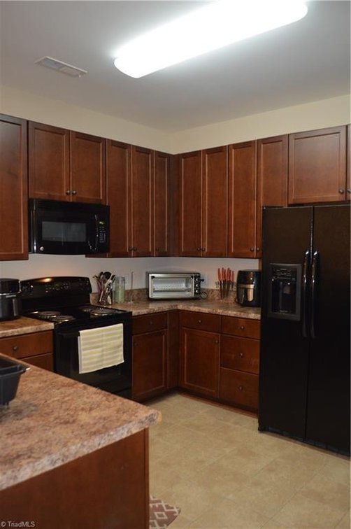Image for Home For Sale in Winston-Salem - 1676 Preston Woods Drive