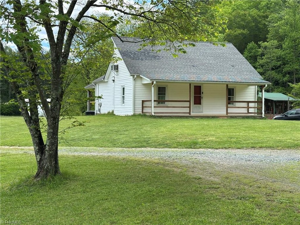 Image for Home For Sale in Mount Airy - 813 Blevins Store Road