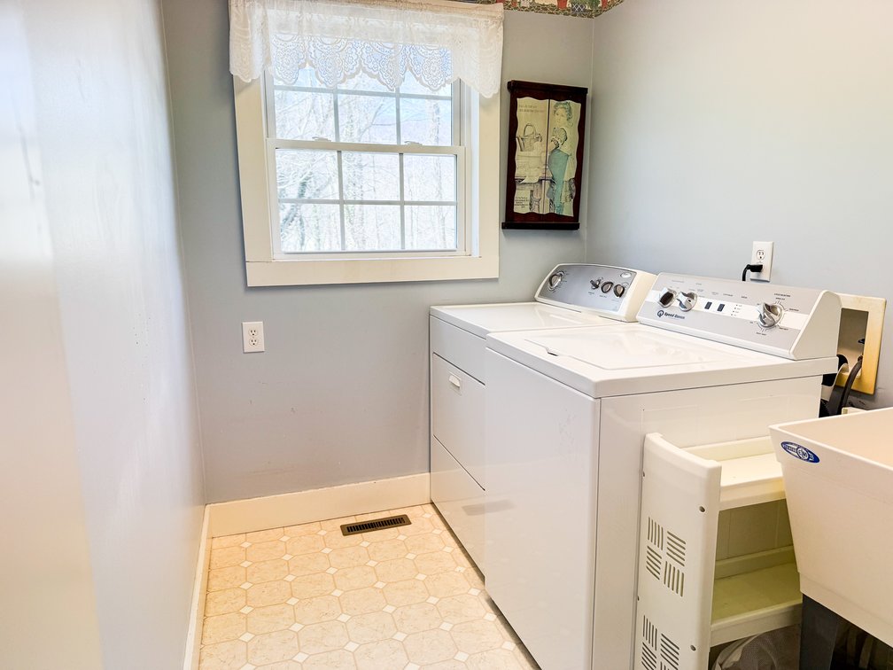 Image for Home For Sale in Cana, Virginia - 457 Old Pipers Gap Road