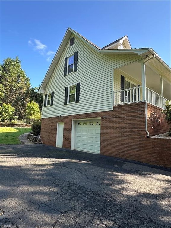 Image for Home For Sale in Mount Airy - 470 Farmbrook Road