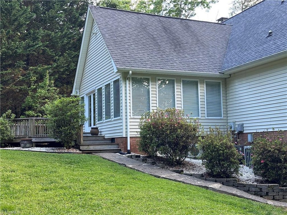 Image for Home For Sale in Mount Airy - 470 Farmbrook Road