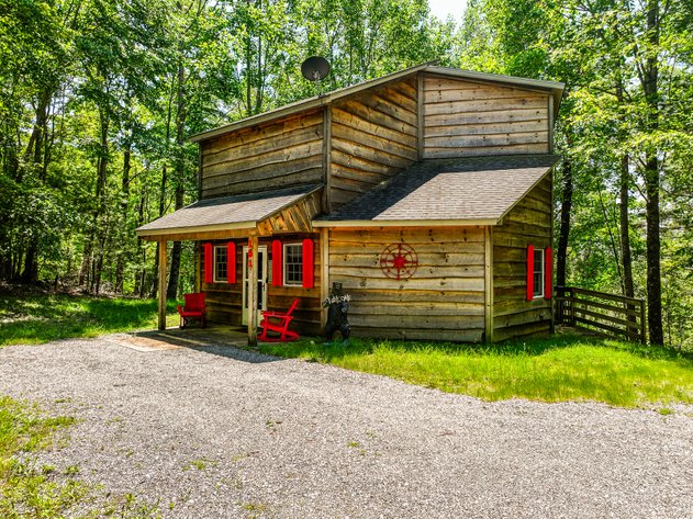 Home For Sale in Fancy Gap, Virginia - 151 Powhatan