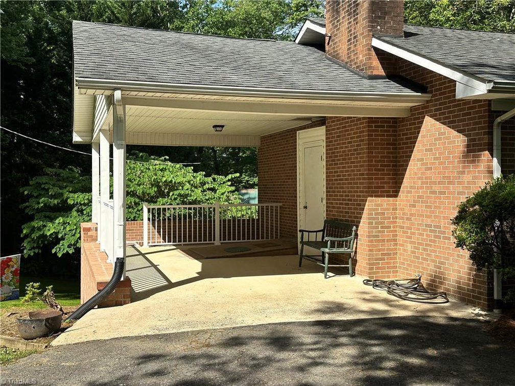 Image for Home For Sale in Siloam - 722 River Siloam Road