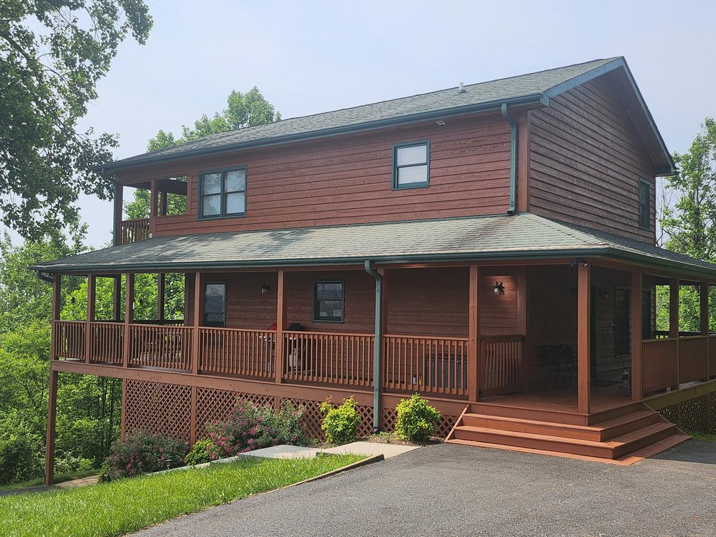 Image for Cabin For Sale in Fancy Gap, Virginia - 82 Alpine Way