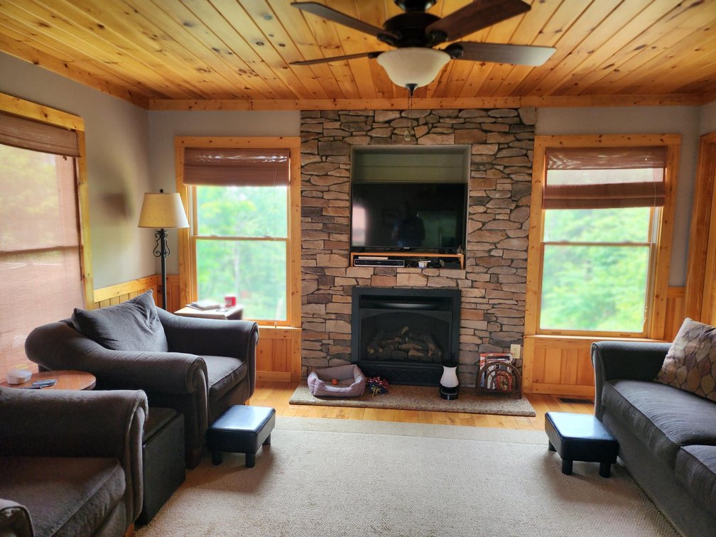 Image for Cabin For Sale in Fancy Gap, Virginia - 82 Alpine Way