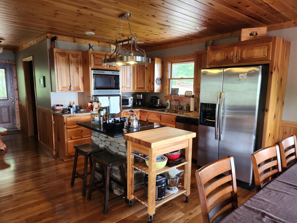 Image for Cabin For Sale in Fancy Gap, Virginia - 82 Alpine Way