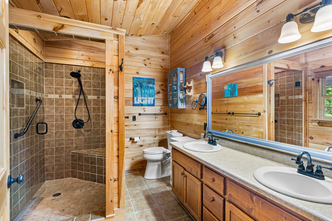 Image for Cabin For Sale in Fancy Gap, Virginia - 212 Olympus
