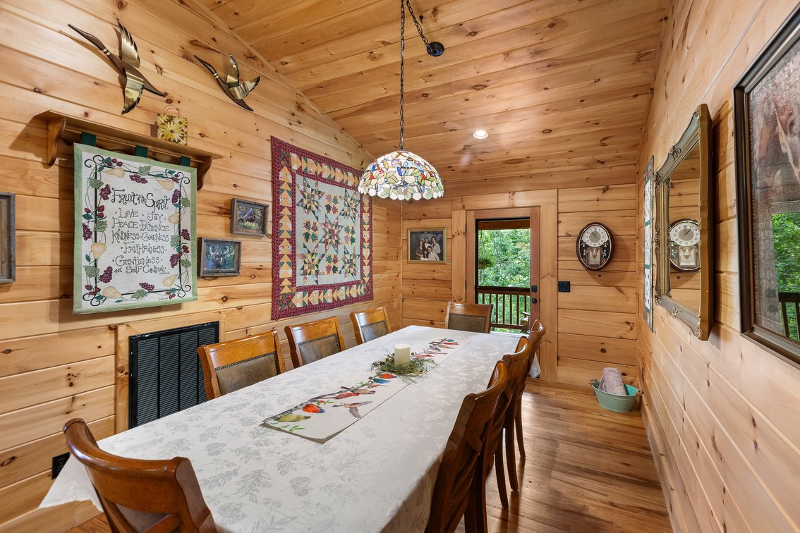 Image for Cabin For Sale in Fancy Gap, Virginia - 212 Olympus