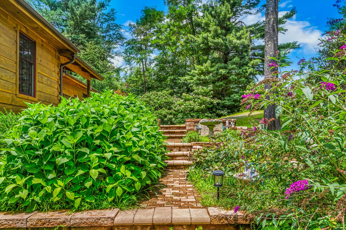 Image for Cabin For Sale in Fancy Gap, Virginia - 212 Olympus